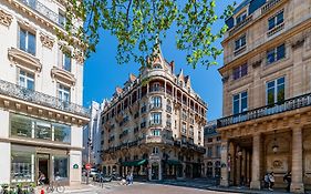 La Clef Louvre Paris By The Crest Collection